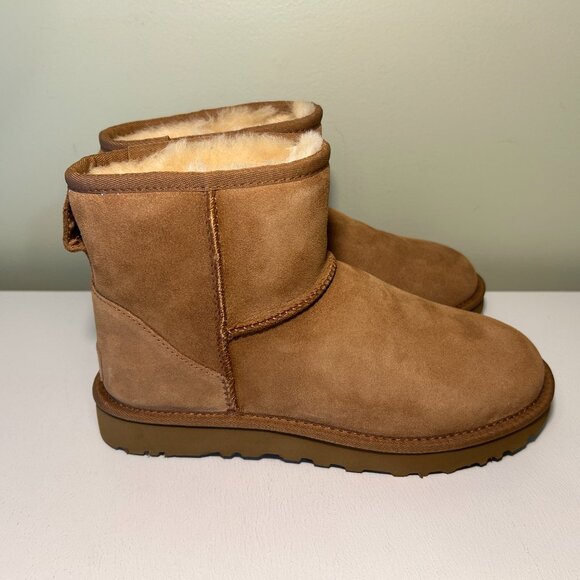 Ugg Women's Classic Mini II Boots - Picture 4 of 16